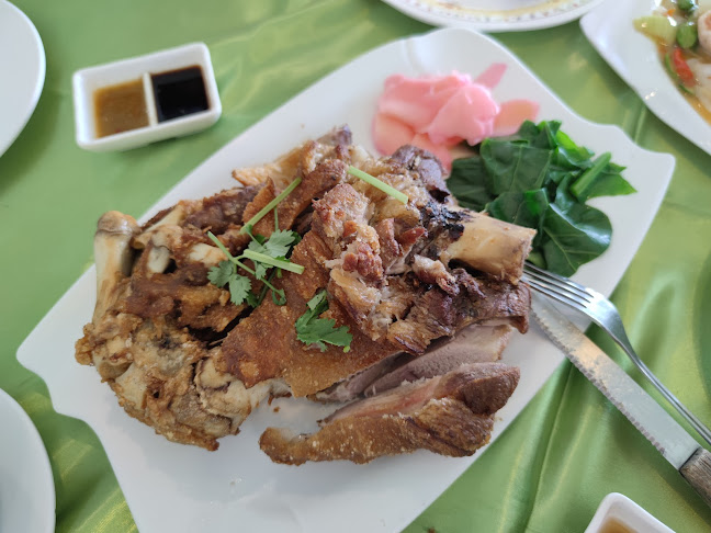 Bonkhao Restaurant ร้านอาหารบนเขา - การบริการอาหารและที่พัก