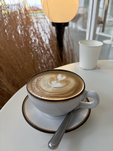 Opinii despre ซัมเมอร์ เฮ้าส์ พัทยา în อำเภอสัตหีบ - การบริการอาหารและที่พัก