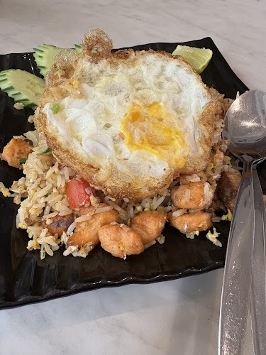 Coffee Hills Cafe - การบริการอาหารและที่พัก