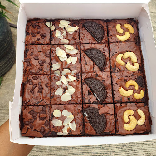 บราวนี่ภูเก็ต รับทำตามออเดอร์ สั่งล่วงหน้า 1-2 วันค่ะ