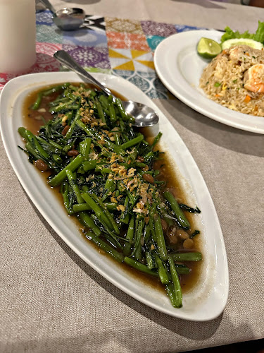 Pantai Seaview Restaurant Halal Food