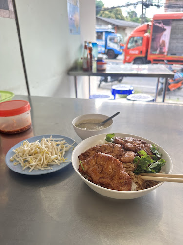 Opinii despre The Pad Thai Shop( ผัดไทกะรน) în เมือง - การบริการอาหารและที่พัก