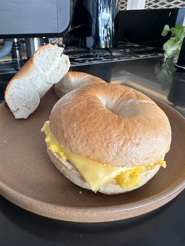 At All Cafe - อำเภอบางละมุง