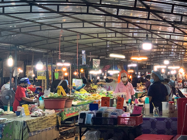 ตลาดเจ๊ผ่อง - อำเภอบางละมุง