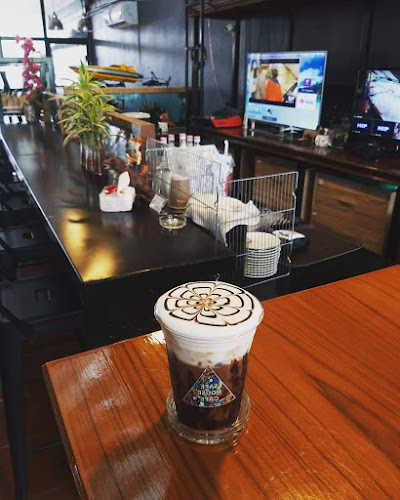 16 ถนน กาญจนวนิช ซอย 17 ตำบล หาดใหญ่ อำเภอหาดใหญ่ สงขลา 90110