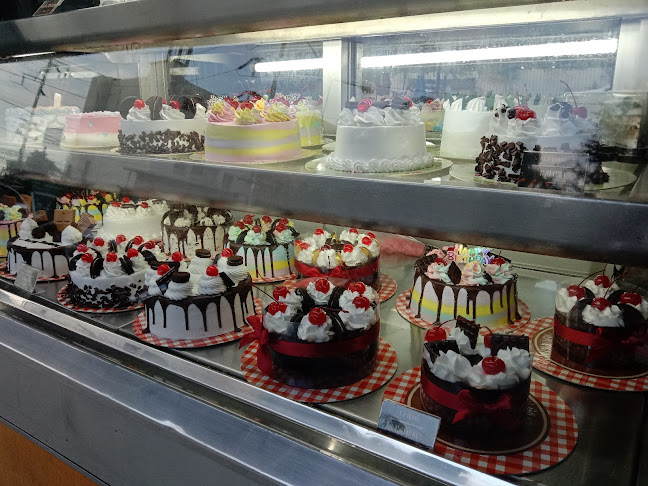 A CAKE (อ่ะ..เค้ก)-เค้กวันเกิด