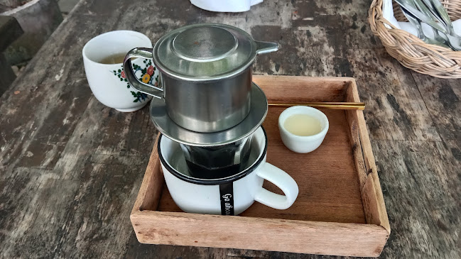 ร้านชมสวน ติ่มซำ อาหารเช้าพัทยา - การบริการอาหารและที่พัก