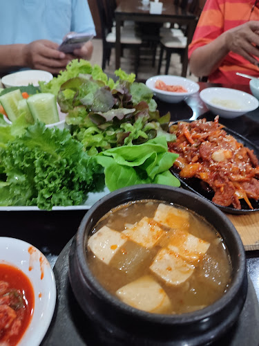 Opinii despre Thai garden Korean restaurant 타이가든한식당 în อำเภอเมืองภูเก็ต - การบริการอาหารและที่พัก