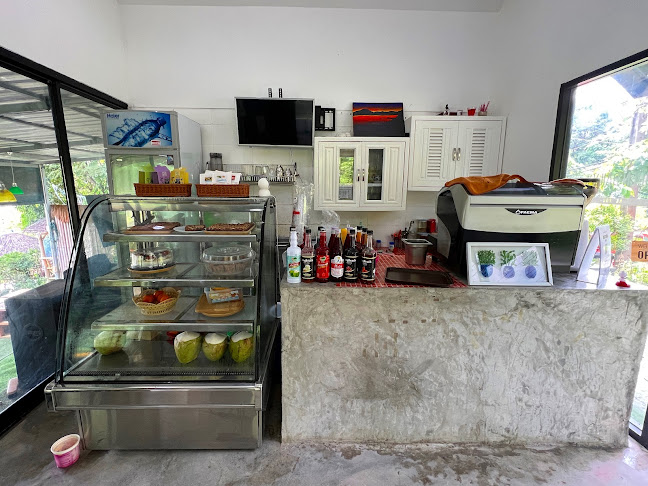 Opinii despre Sea Sky Cafe' în อำเภอกะทู้ - การบริการอาหารและที่พัก