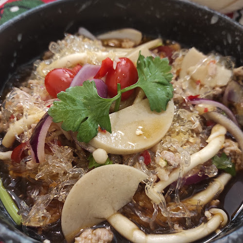 เลขที่202/92 หมู่14 ถนน ตะวันใหม่ ขอนแก่น 40000