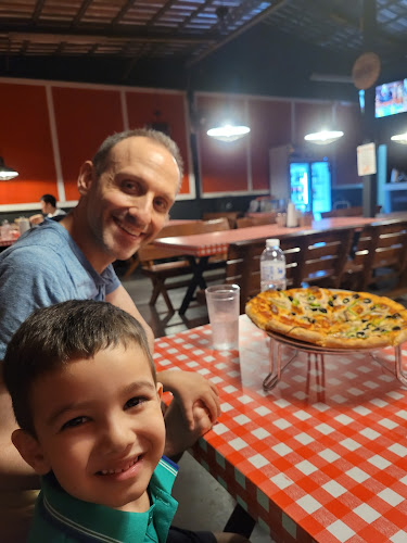 The Pizza Joint - การบริการอาหารและที่พัก