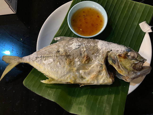 Opinii despre Small thai restaurant în อำเภอเมืองภูเก็ต - การบริการอาหารและที่พัก