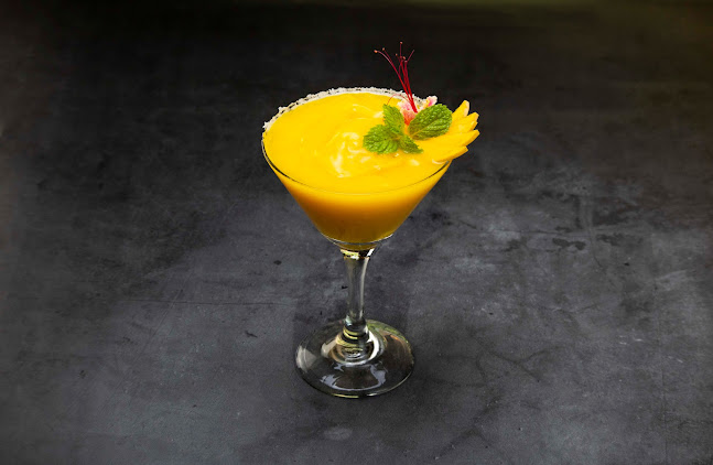 124 Floor 1/1, 200 ถ. ราษฏร์อุทิศ 200 ปี ตำบลป่าตอง อำเภอกะทู้ ภูเก็ต 83150