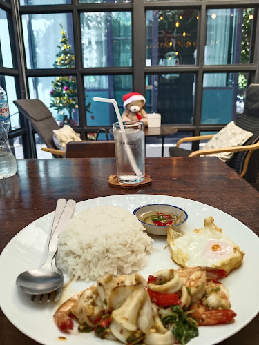 Opinii despre THE FOREST COFFEE HAUS PHITSANULOK în เมือง - การบริการอาหารและที่พัก