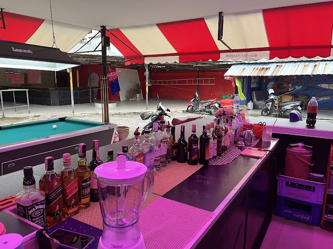 Action Street - อำเภอบางละมุง