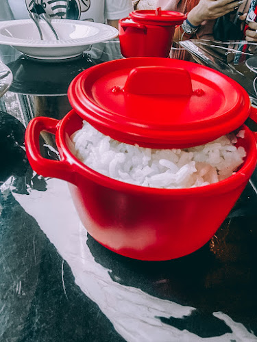 Opinii despre Orange House Cafe Pattaya (ตำหลายคาเฟ่ พัทยา) în อำเภอบางละมุง - การบริการอาหารและที่พัก