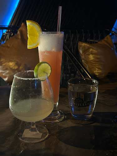 Opinii despre The Atlantic Pub & Restaurant în อำเภอเมืองขอนแก่น - การบริการอาหารและที่พัก