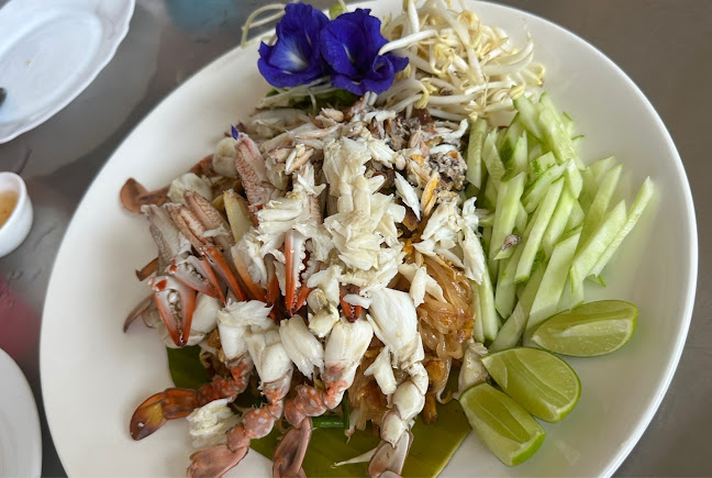 Opinii despre ร้านผัดไทยครัวแอบอร่อย în อำเภอเมืองจันทบุรี - การบริการอาหารและที่พัก