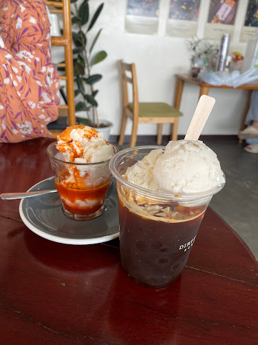 Comentarii opinii despre DIRTY & SCONE