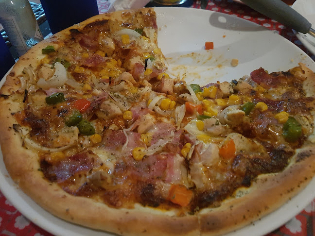 Don pizza - การบริการอาหารและที่พัก