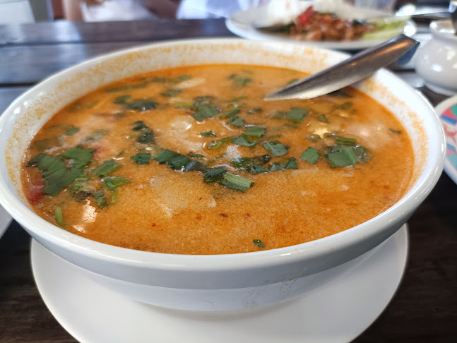 Opinii despre Green Tree Rest. & Pub în อำเภอบางละมุง - การบริการอาหารและที่พัก