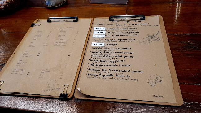 Opinii despre SongSarn(ส่งสาร) Coffee & Home Roaster în อำเภอเมืองอุบลราชธานี - การบริการอาหารและที่พัก