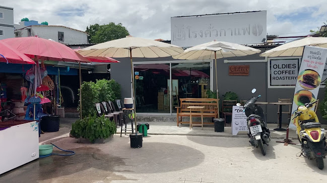 Jitphirom Coffee Roastery (Oldies) - การบริการอาหารและที่พัก