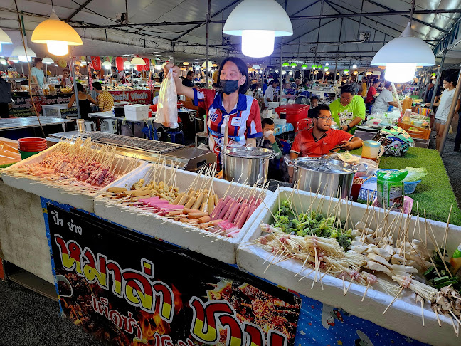 คนเดินหน้า มอ - อำเภอเกาะสมุย