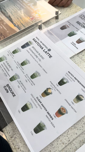 Brouke - การบริการอาหารและที่พัก