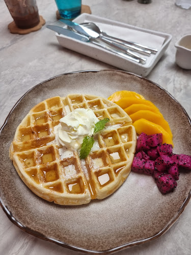 Comentarii opinii despre Cafe Delight Phuket Old Town