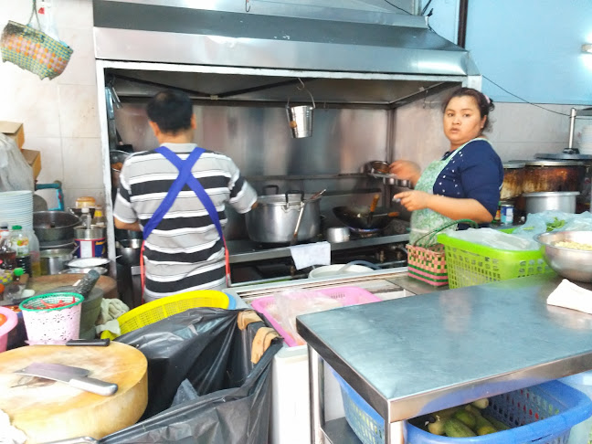 ブアカーオ名無し食堂 - การบริการอาหารและที่พัก