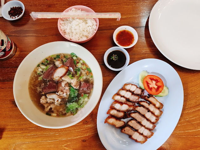 Opinii despre เลือดหมูบ้านแม่ศรี în อำเภอบางละมุง - การบริการอาหารและที่พัก
