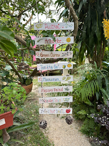 Mr. Dee Chilling Hill Bar - อำเภอเกาะสมุย