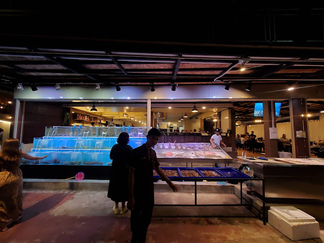 R882+Q8W เมืองภูเก็ต อำเภอเมืองภูเก็ต ภูเก็ต 83100