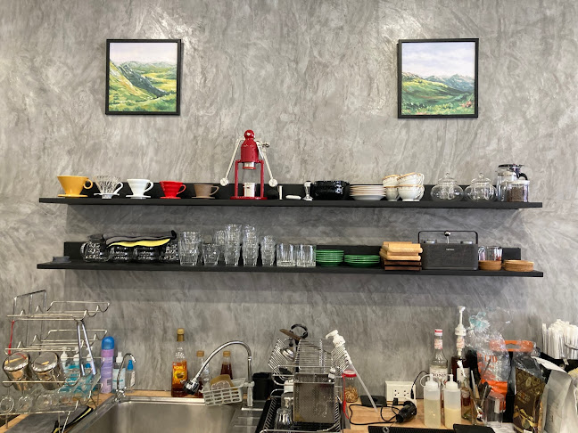 Comentarii opinii despre HYPE Coffee Bar (ที่จอดรถอยู่ชั้นใต้ดิน ทางลงอยู่ติดกับร้าน)