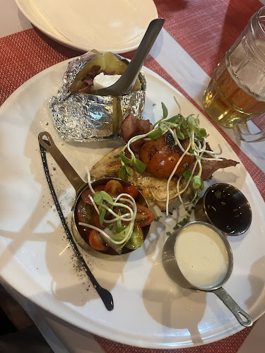 Karlsson Restaurant and Steakhouse - Karon, Phuket - อำเภอเมืองภูเก็ต