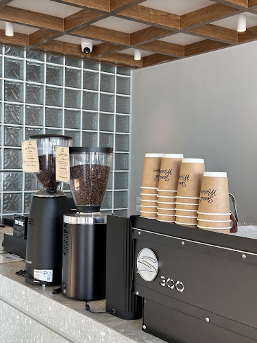 369, 3 ถนนเลียบชายหาด เมืองพัทยา อำเภอบางละมุง ชลบุรี 20150