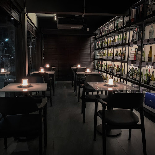 M4XH+Q7P ถ. สวรรค์วิถี ตำบลปากน้ำโพ อำเภอเมืองนครสวรรค์ นครสวรรค์ 60000