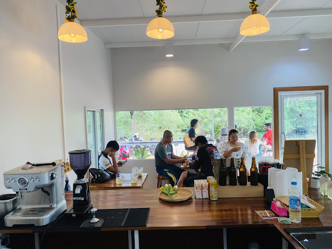 Opinii despre B&T Coffee House în อำเภอเมืองนครราชสีมา - การบริการอาหารและที่พัก