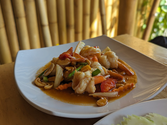 Opinii despre Nungning thai food în อำเภอเมืองภูเก็ต - การบริการอาหารและที่พัก