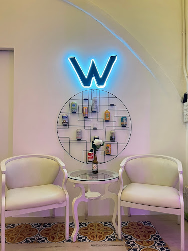 88 ถ. มหาราช ตำบลวัดใหม่ อำเภอเมืองจันทบุรี จันทบุรี 22000