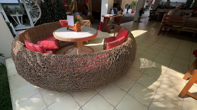 NINICHA (café and restaurant) *ณิณิชา (คาเฟ่ แอนด์ เรสเตอร์รอง)