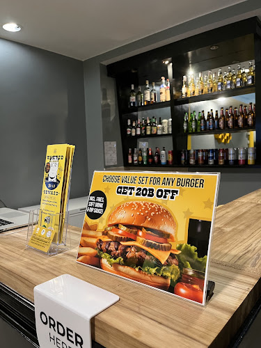 Wanted Burgers & Beer برجر бургер 汉堡包 - Phuket