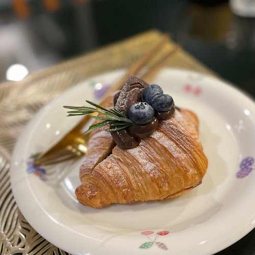 Opinii despre ชูว์ครัวซองต์ în อำเภอเมืองภูเก็ต - การบริการอาหารและที่พัก