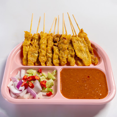 คุณบี ขนมจีนสด - อำเภอบางละมุง