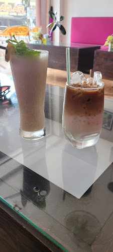 Italian Job Coffee - การบริการอาหารและที่พัก