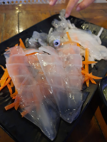 Tappia Floating Cafe Pattaya - การบริการอาหารและที่พัก