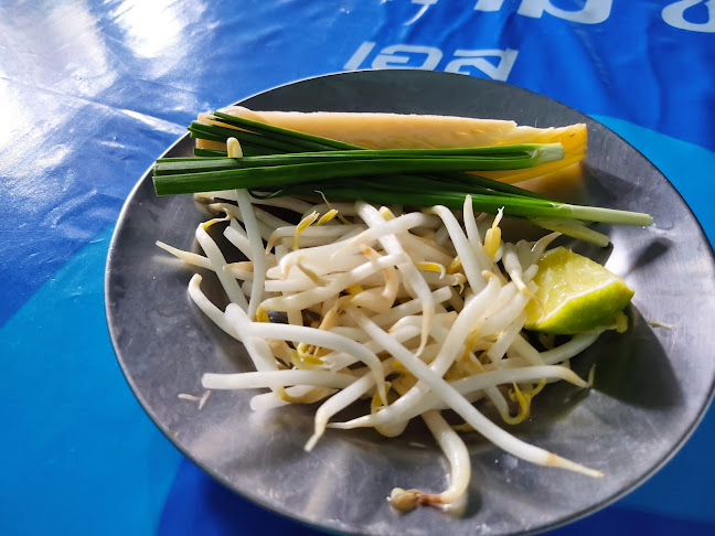 Comentarii opinii despre ผัดไทยเจ๊ใส