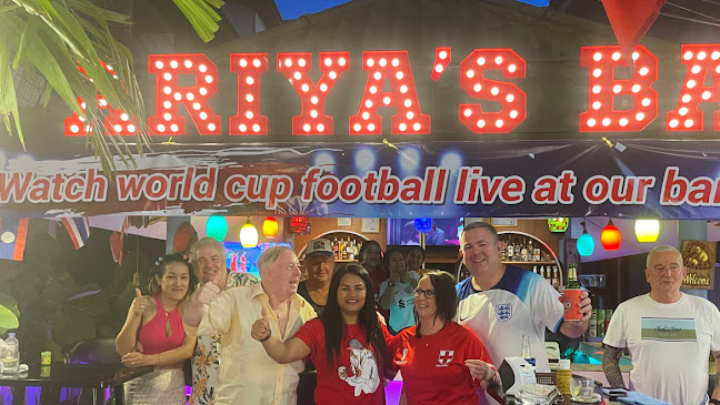 Ariya bar and coffee - การบริการอาหารและที่พัก