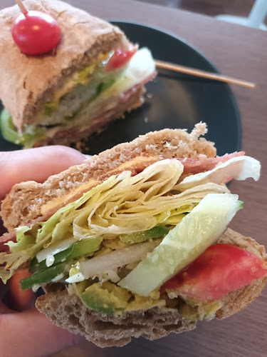 Opinii despre A Spoonful of Sugar în อำเภอเมืองภูเก็ต - การบริการอาหารและที่พัก